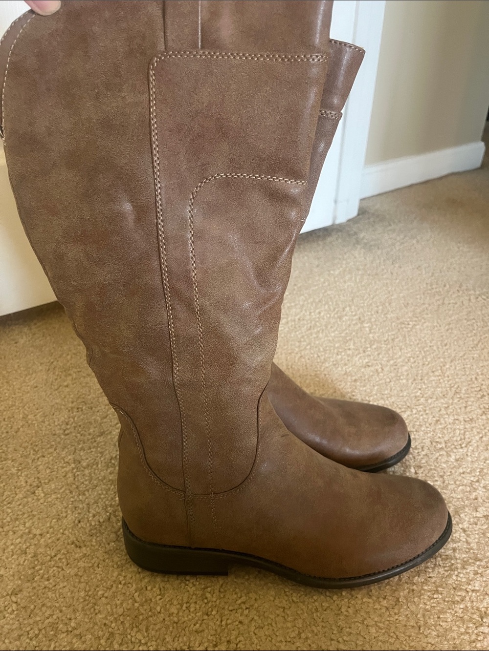 Women's Faux Suede Boots in Brown